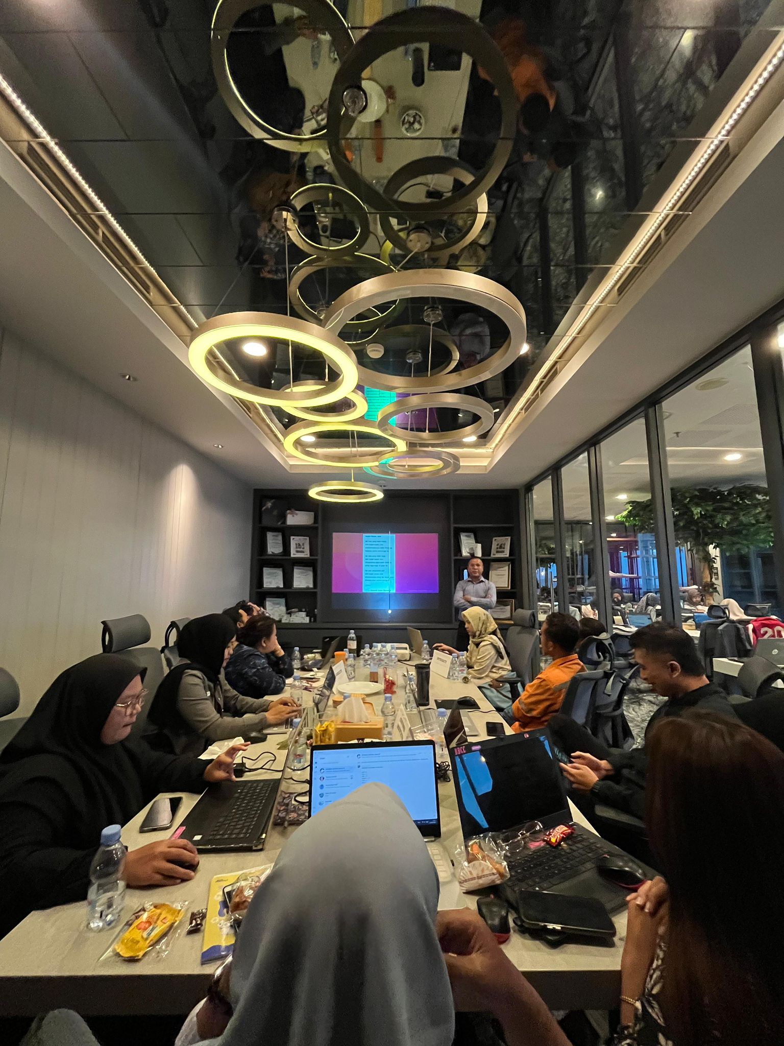 Survei & Actor Mapping